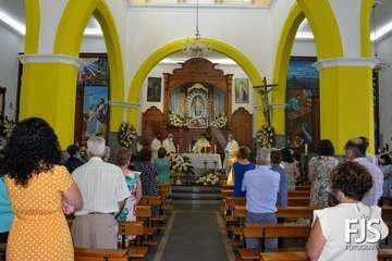 Solemne función religiosa en el templo de Lomo Magullo en honor de la Virgen de las Nieves/Francisco Javier Santana.